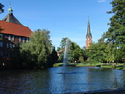 Winsen Luhe Blick auf das Schloss und St Marien Kirche Winsen Luhe Blick auf das Schloss und St Mar